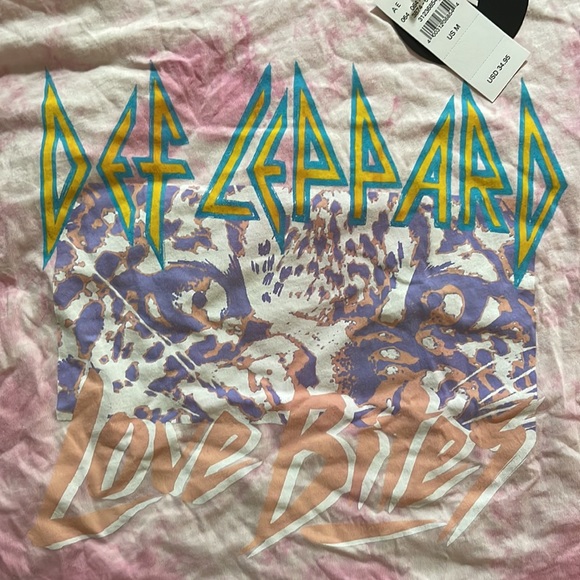 American Eagle Def Leppard Love Bites cropped tee - M - Picture 3 of 3